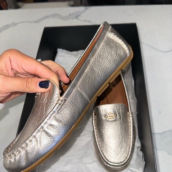 Coach MARLEY DRIVER Flat CHAMPAGNE
Size: 9.5 B New - Picture 5 of 9